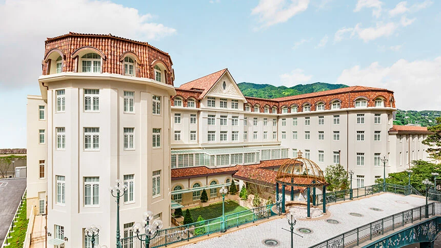 宝塚ホテルの外観