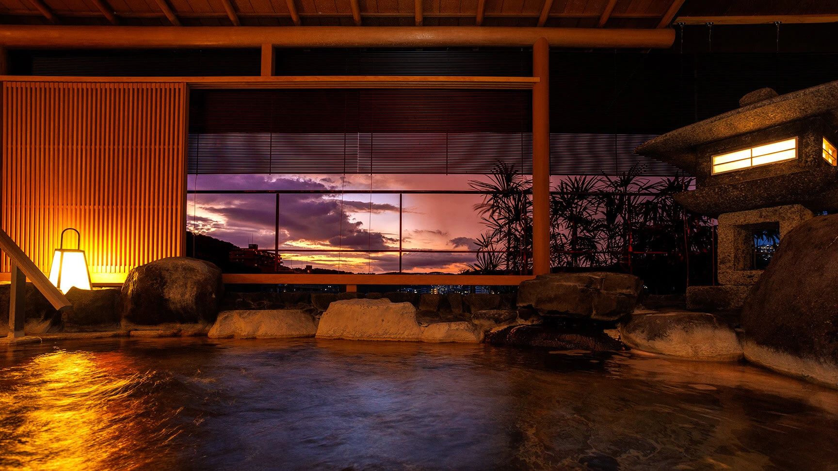 ホテル若水の露天風呂殿方